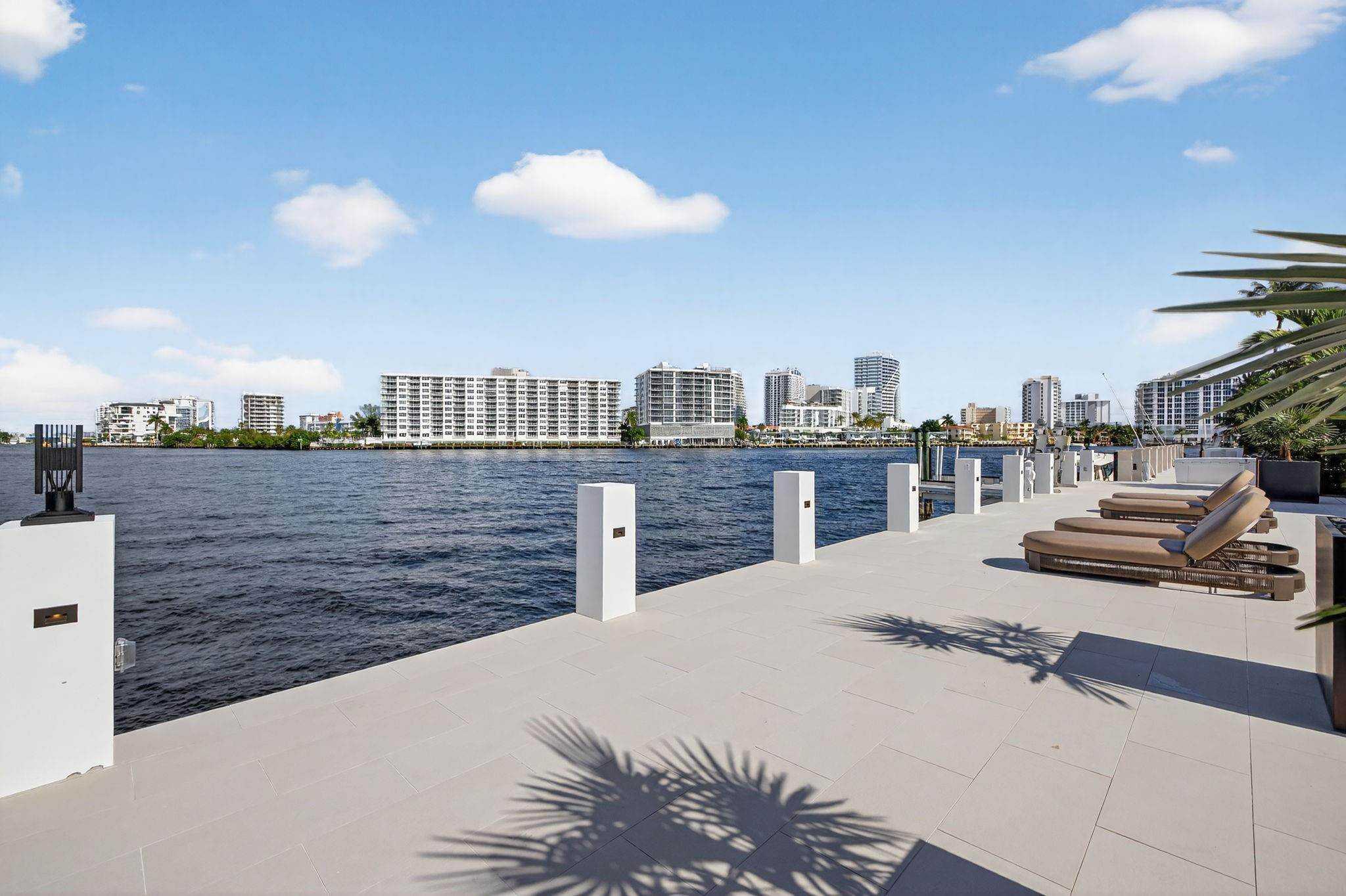 SEA ISLAND - Residential