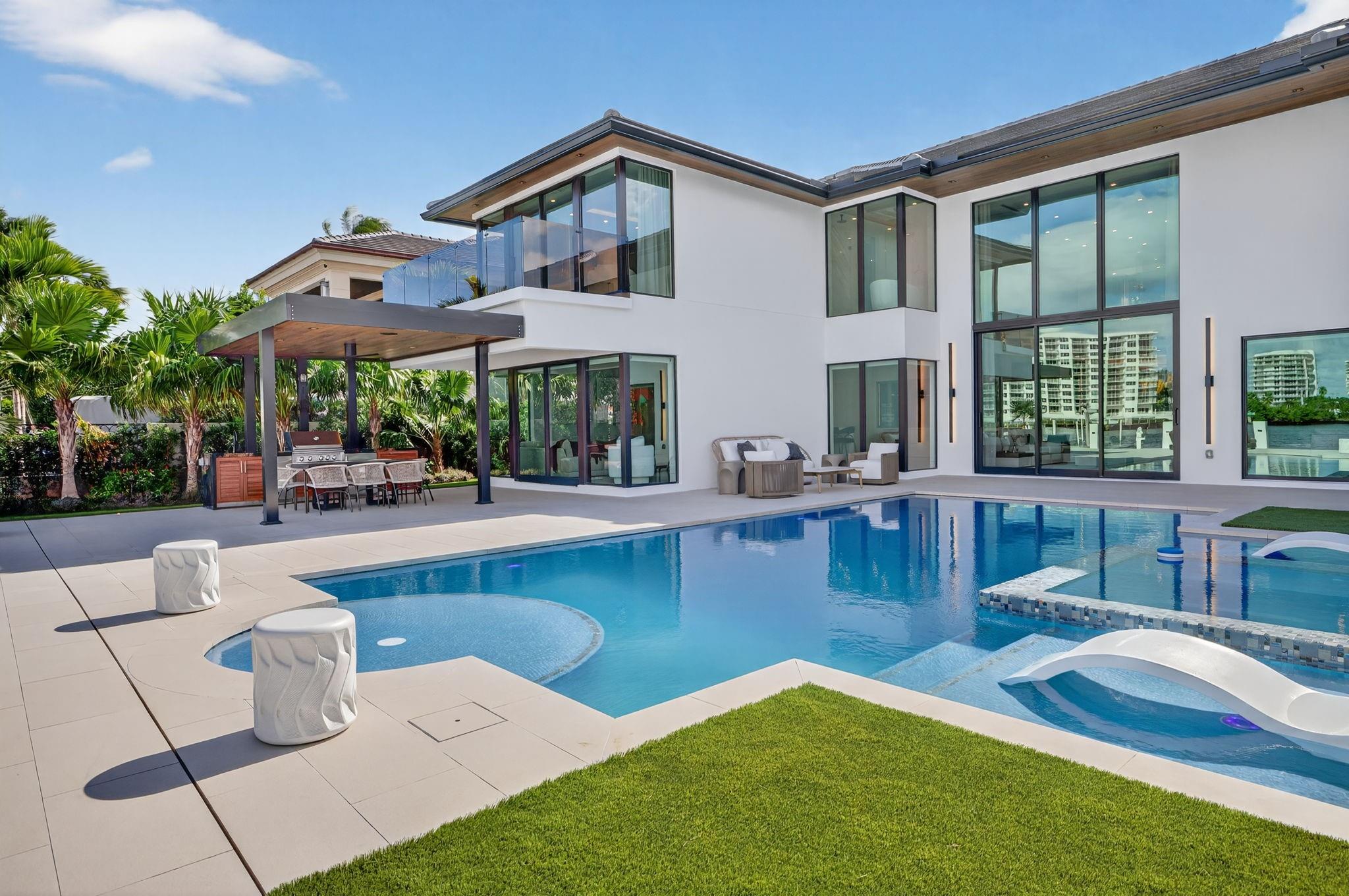 SEA ISLAND - Residential