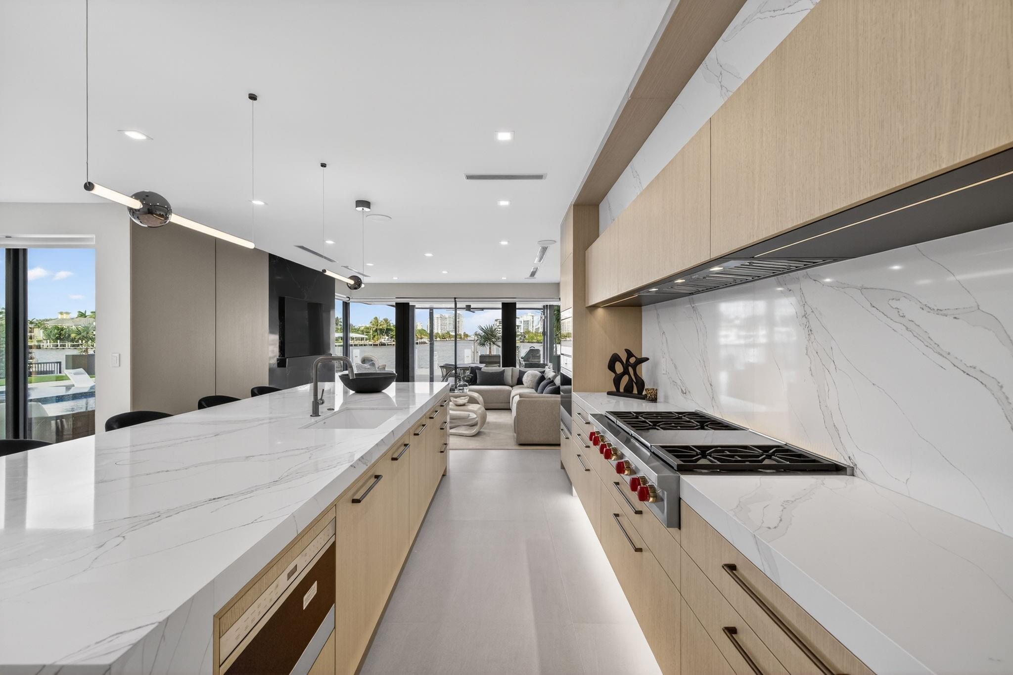 SEA ISLAND - Residential