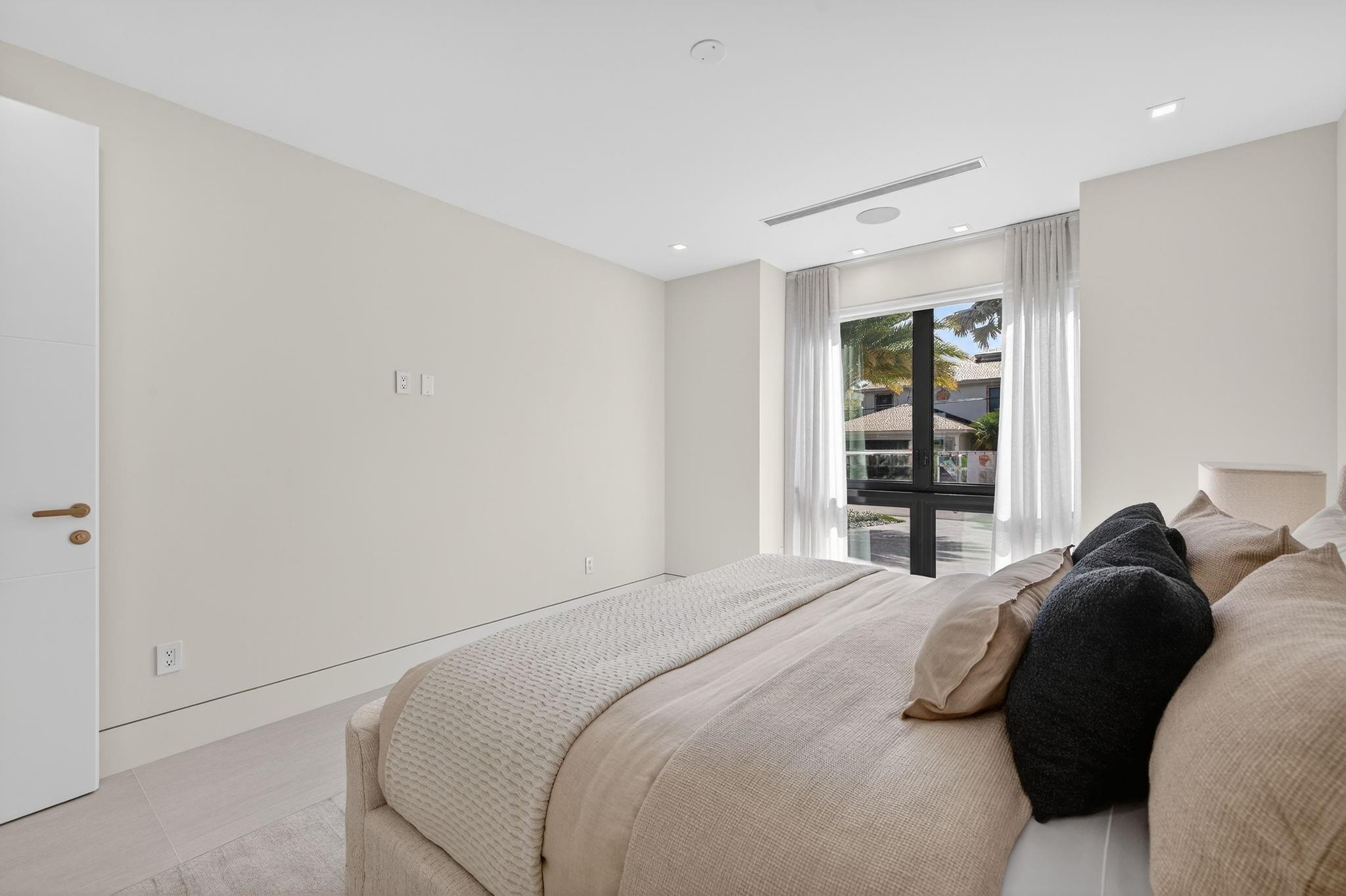 SEA ISLAND - Residential