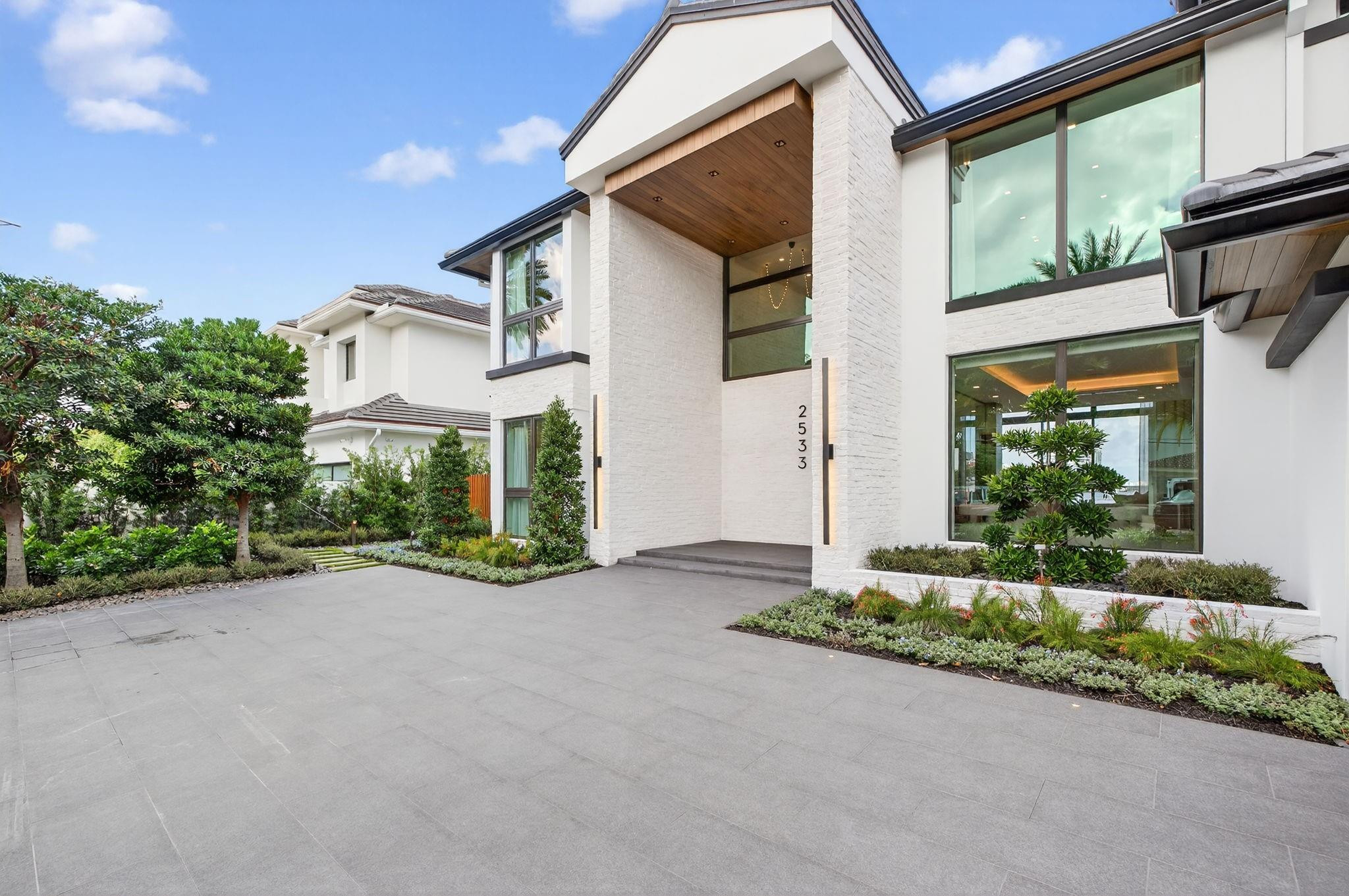 SEA ISLAND - Residential