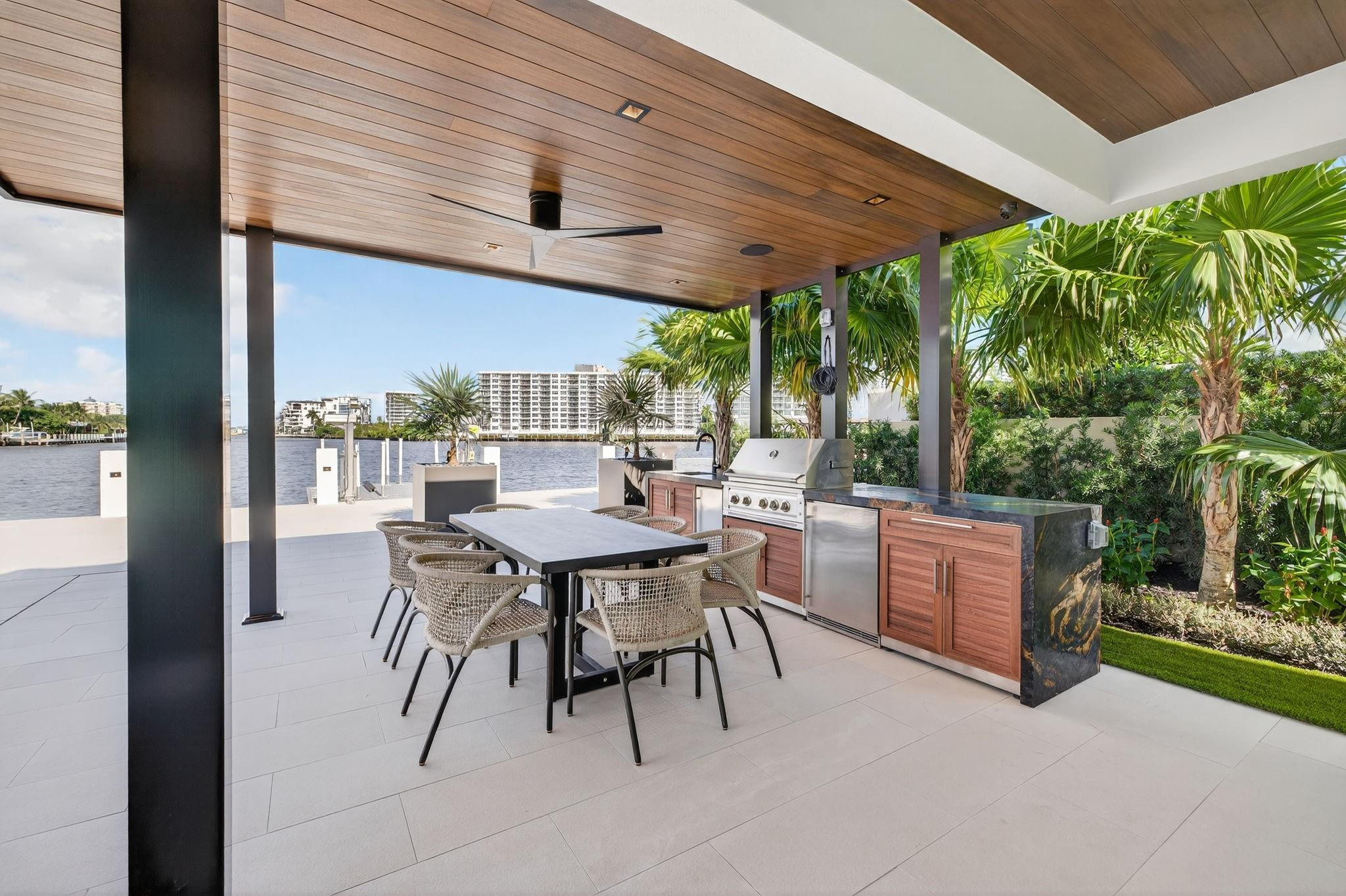 SEA ISLAND - Residential