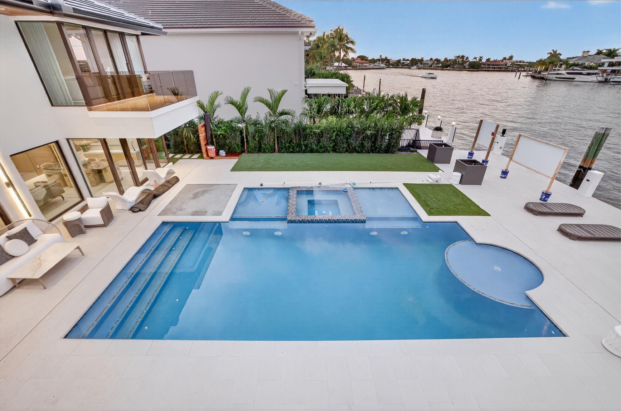 SEA ISLAND - Residential