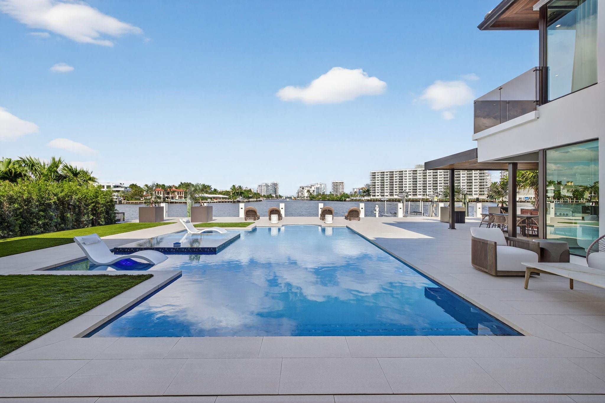 SEA ISLAND - Residential