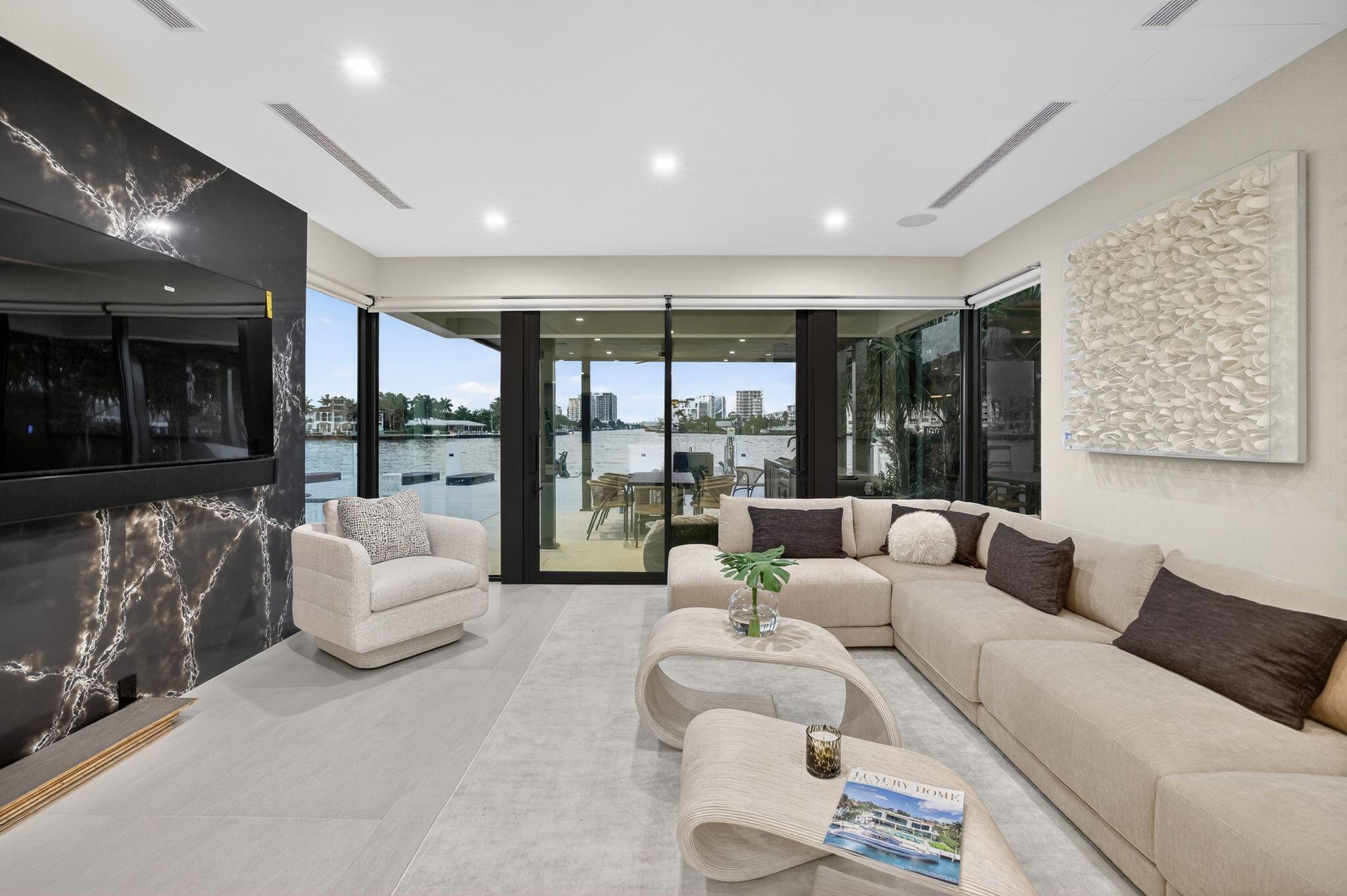 SEA ISLAND - Residential