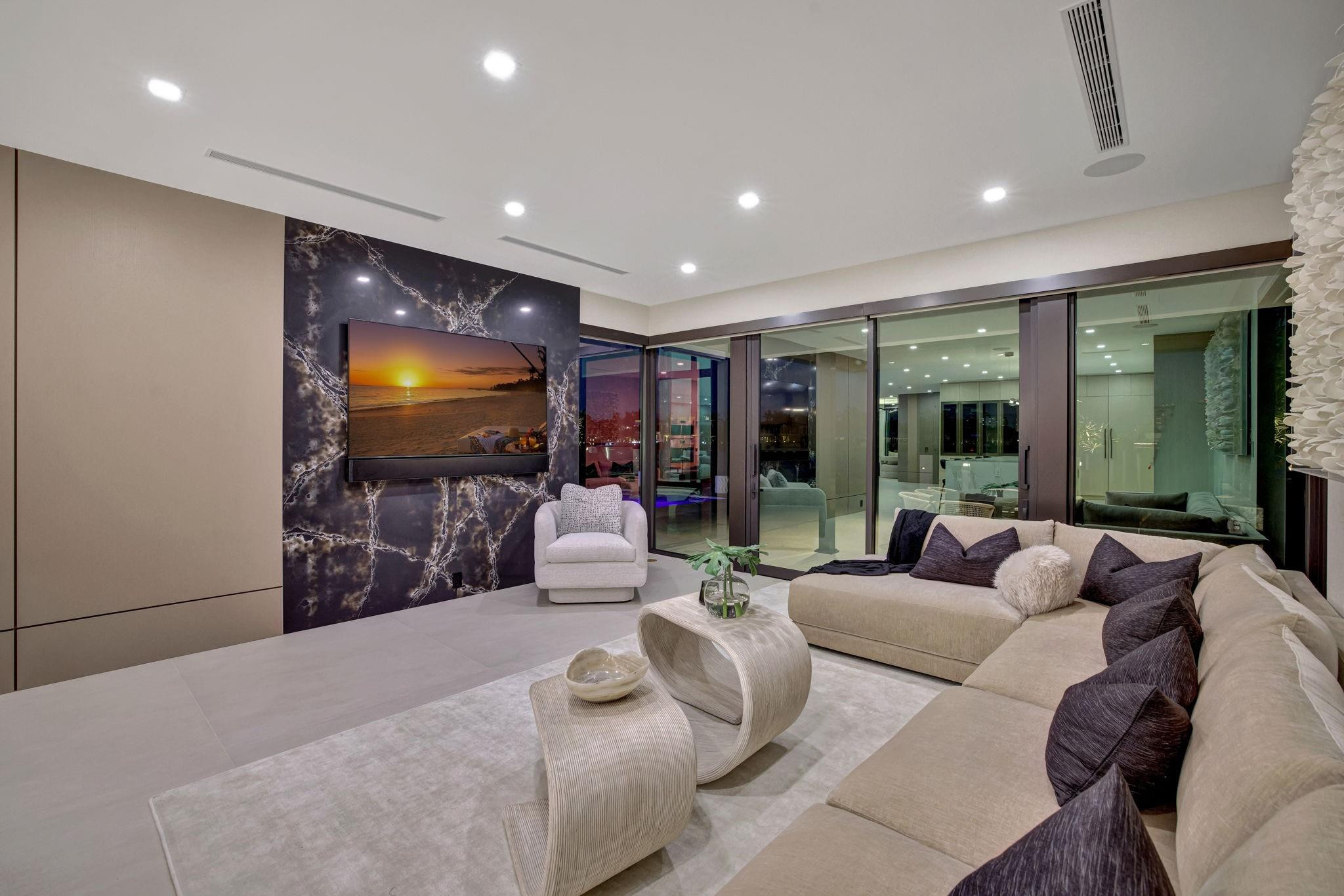 SEA ISLAND - Residential