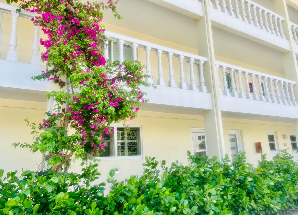 Photo of 60 Venetian Drive #105n, Delray Beach, FL 33483 (MLS # B26013865)