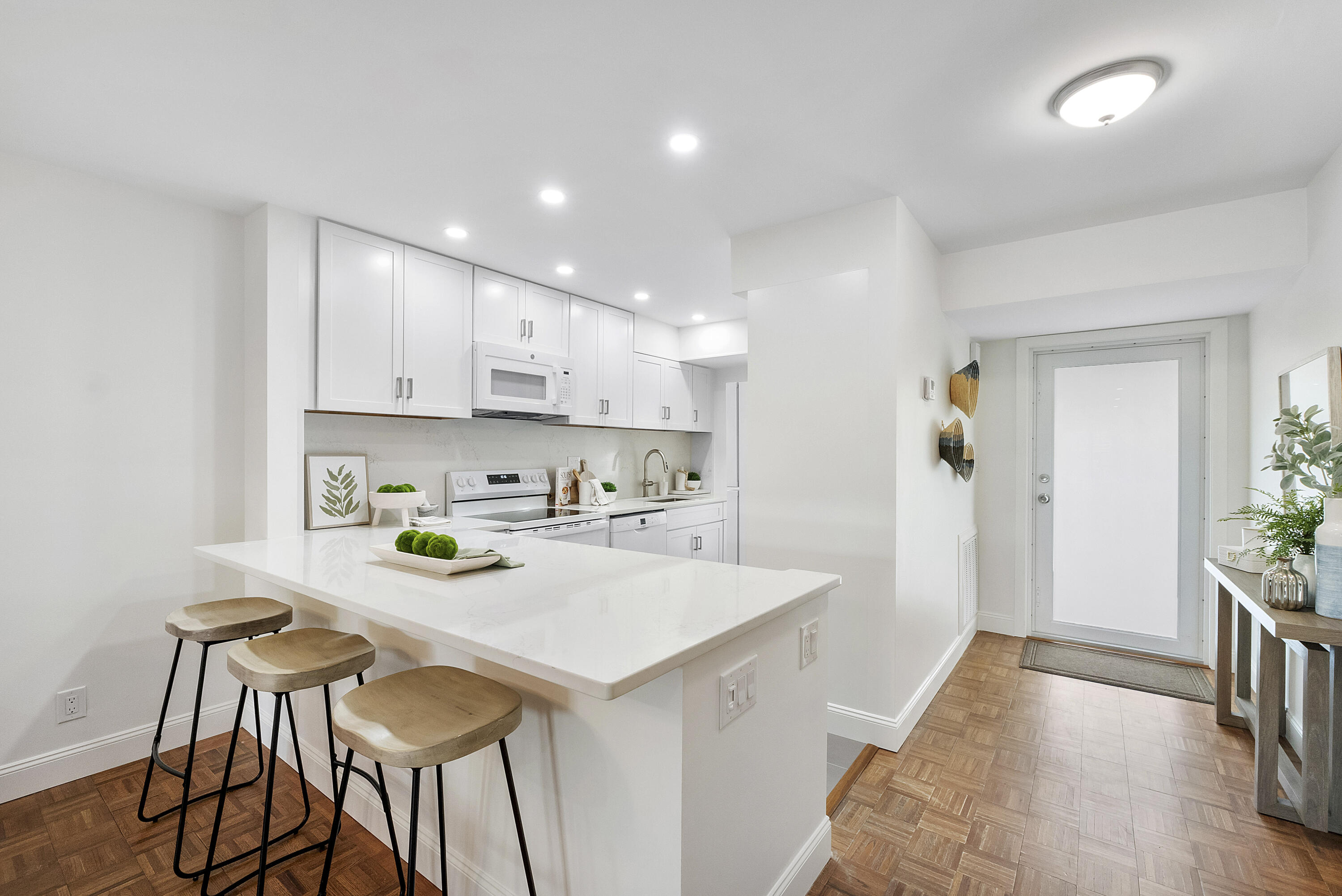 MIRAMAR GARDEN APT CONDO - Residential