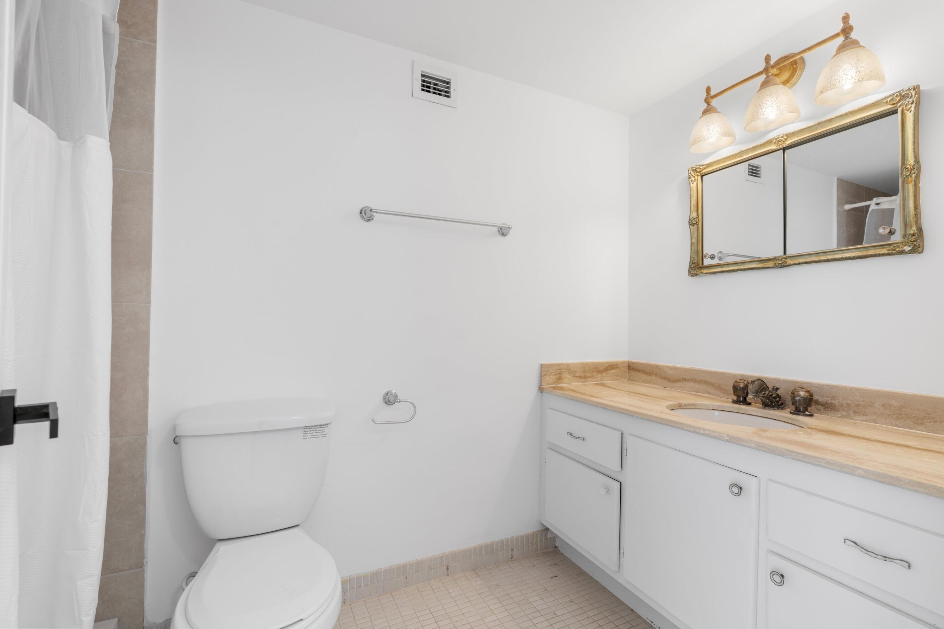 PORTOFINO SOUTH CONDO ESTATES OF SOUTH PALM BEA - Residential Lease