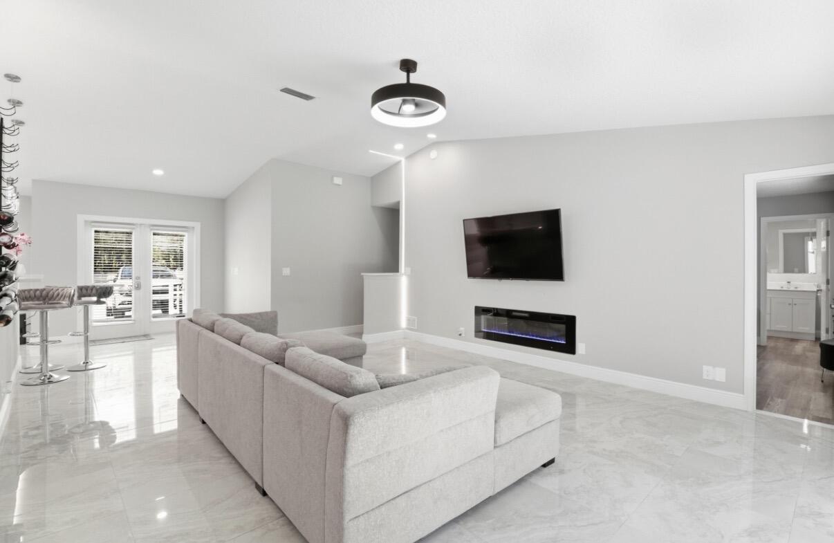 Acreage - Residential