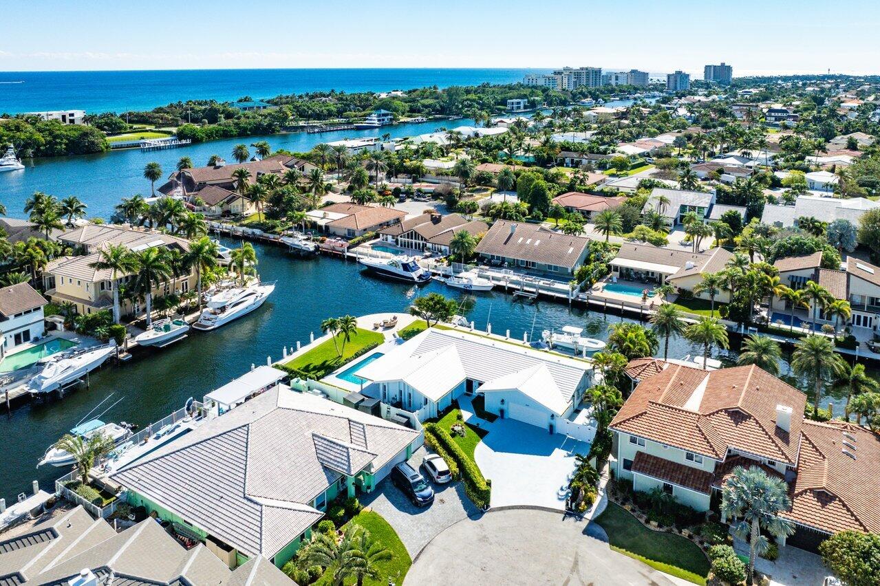 CORAL KEY VILLAS - Residential