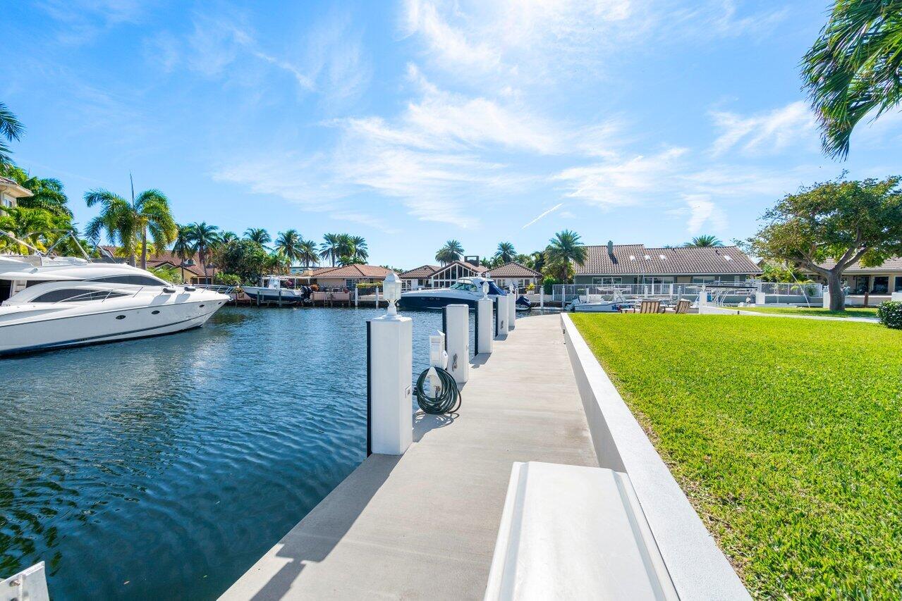 CORAL KEY VILLAS - Residential