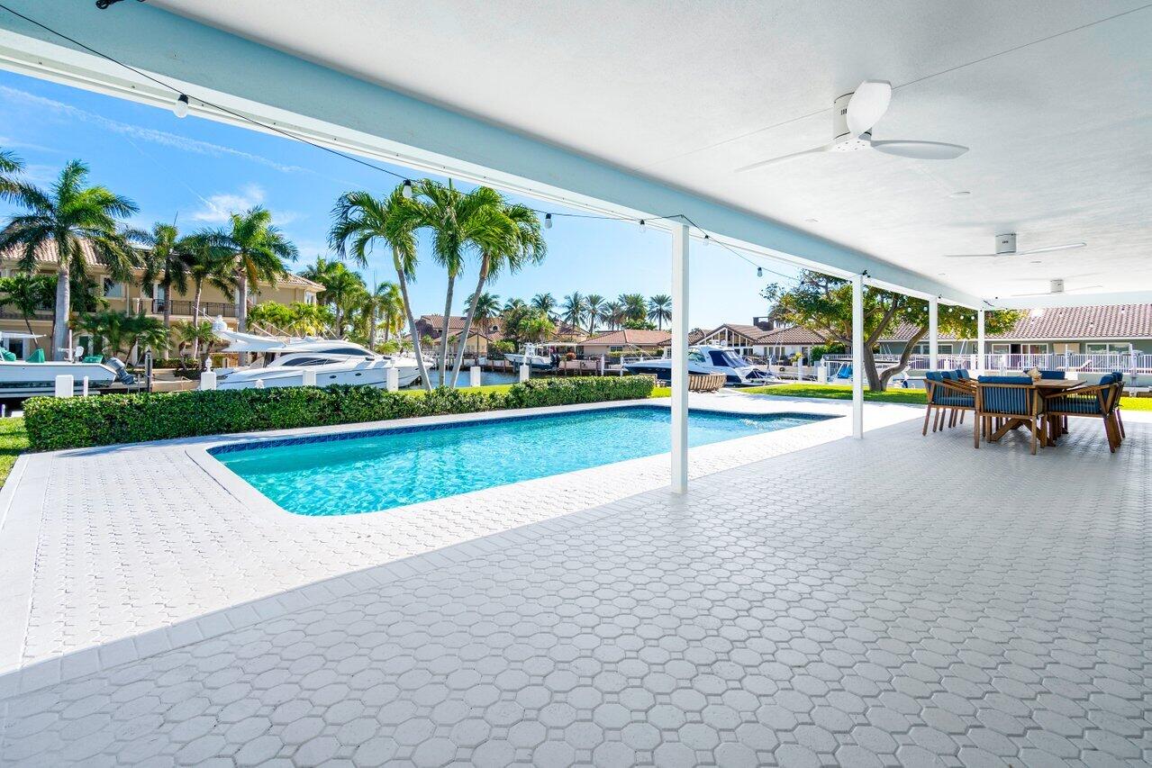 CORAL KEY VILLAS - Residential