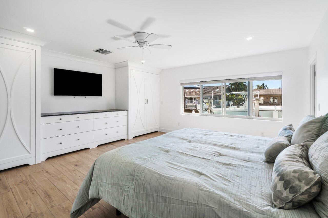 CORAL KEY VILLAS - Residential