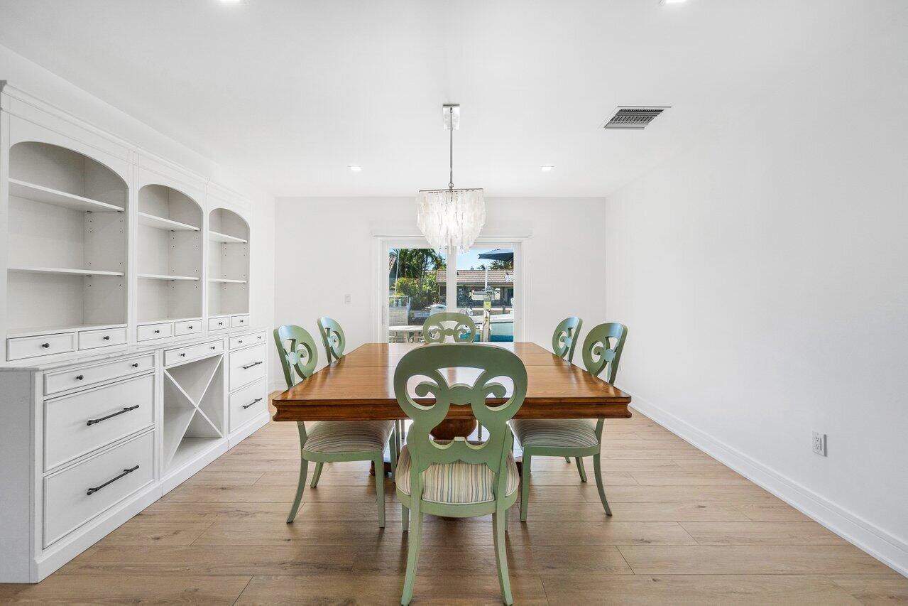 CORAL KEY VILLAS - Residential