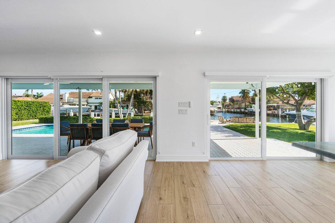 CORAL KEY VILLAS - Residential