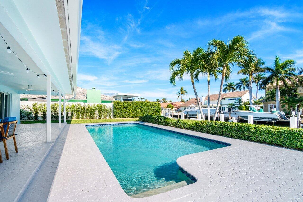 CORAL KEY VILLAS - Residential