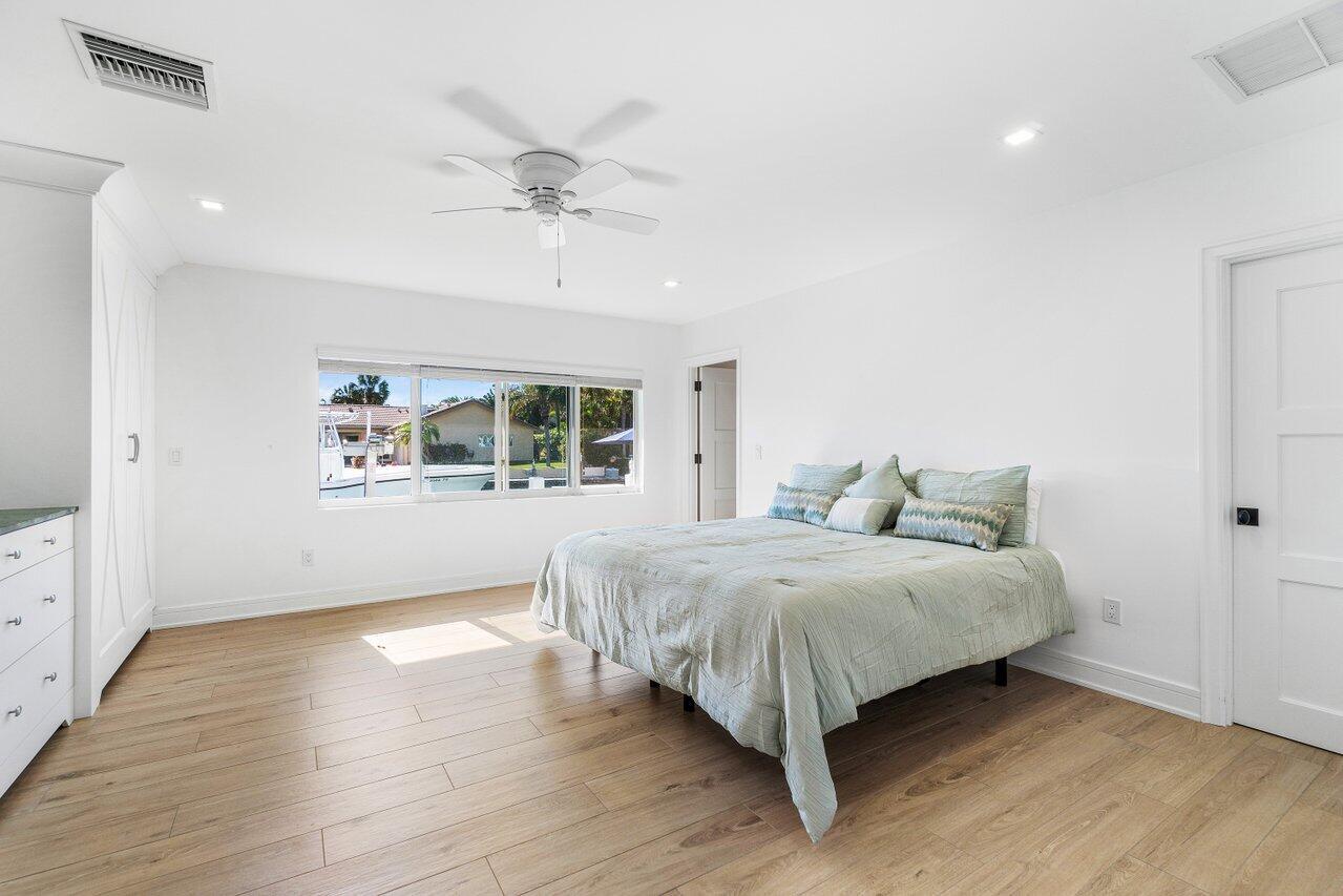 CORAL KEY VILLAS - Residential