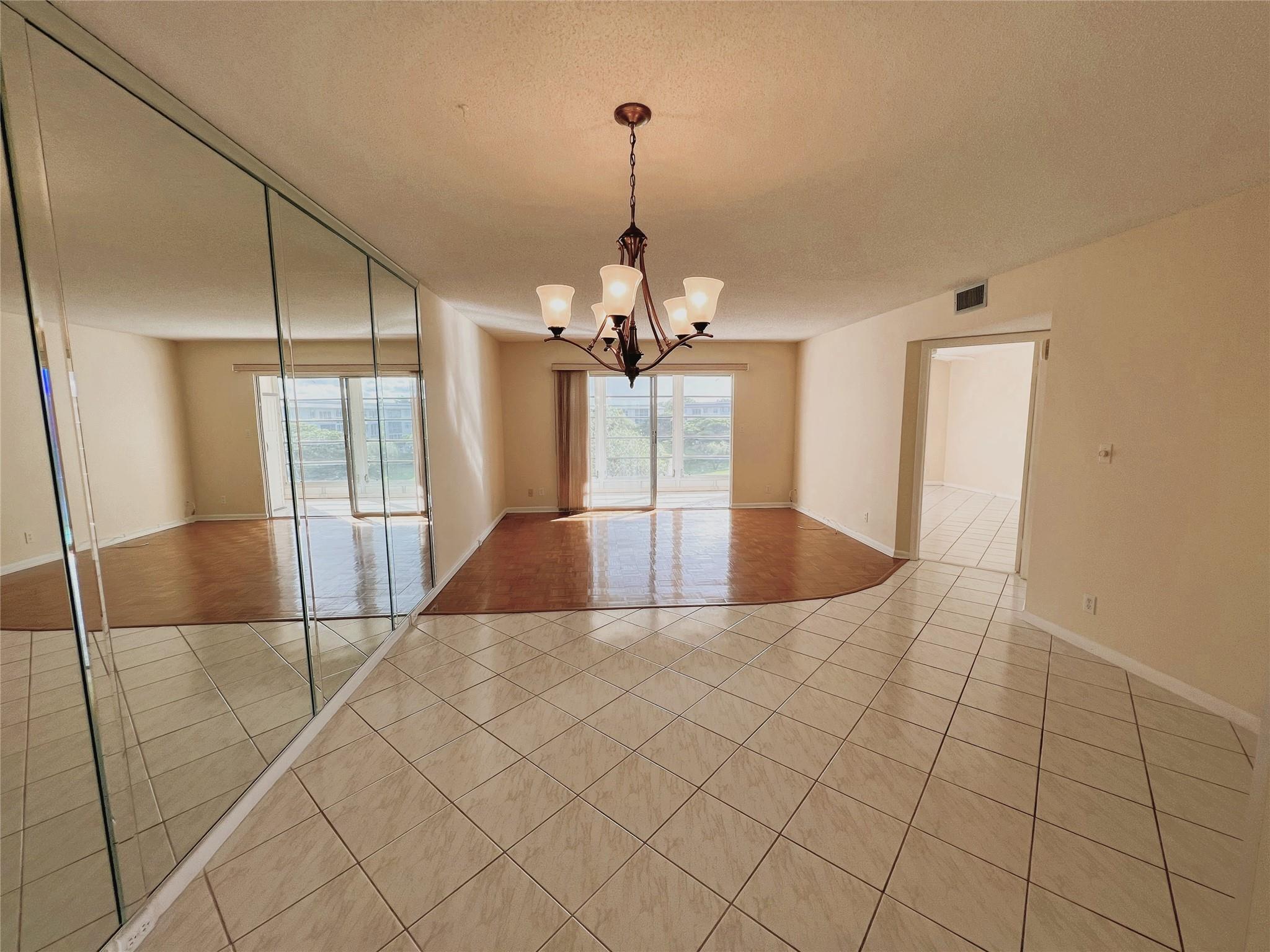 WYNMOOR - Residential