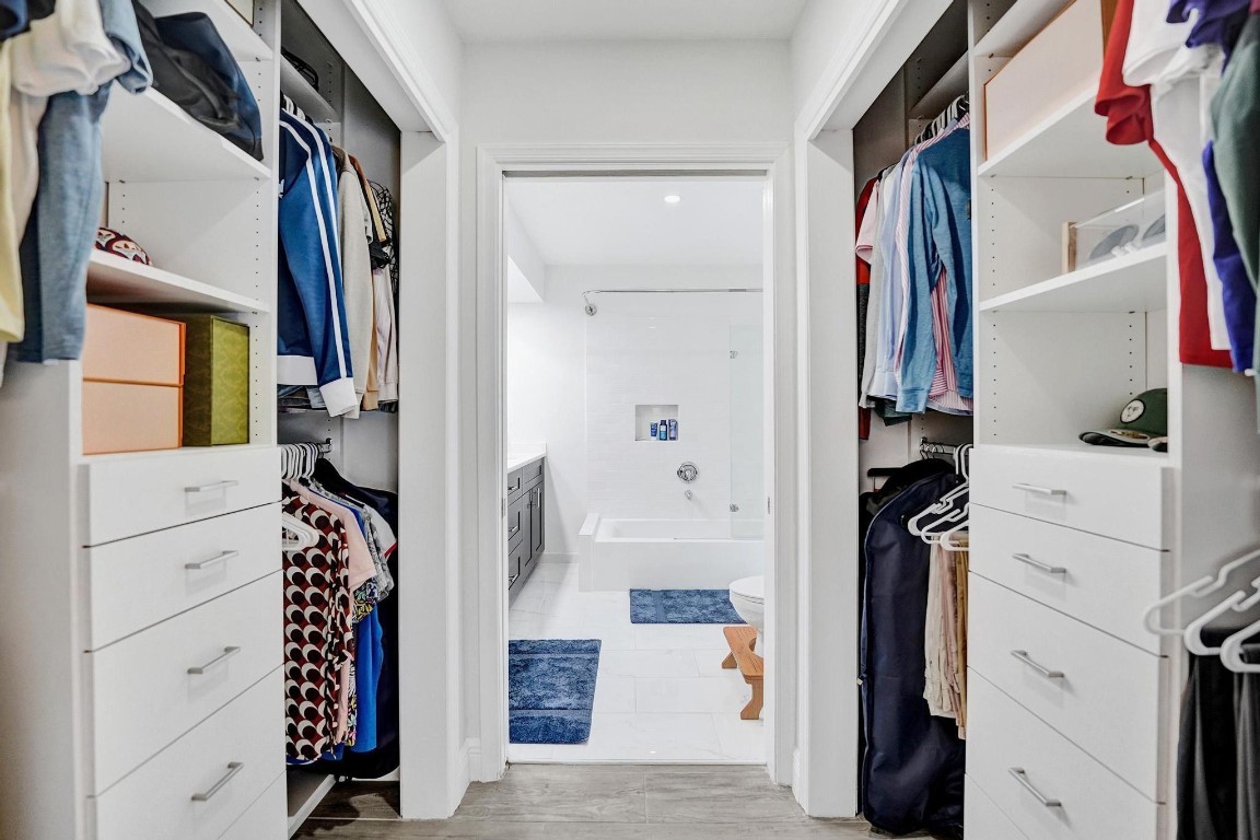 IMPERIAL POINT 2 SEC - Residential Lease