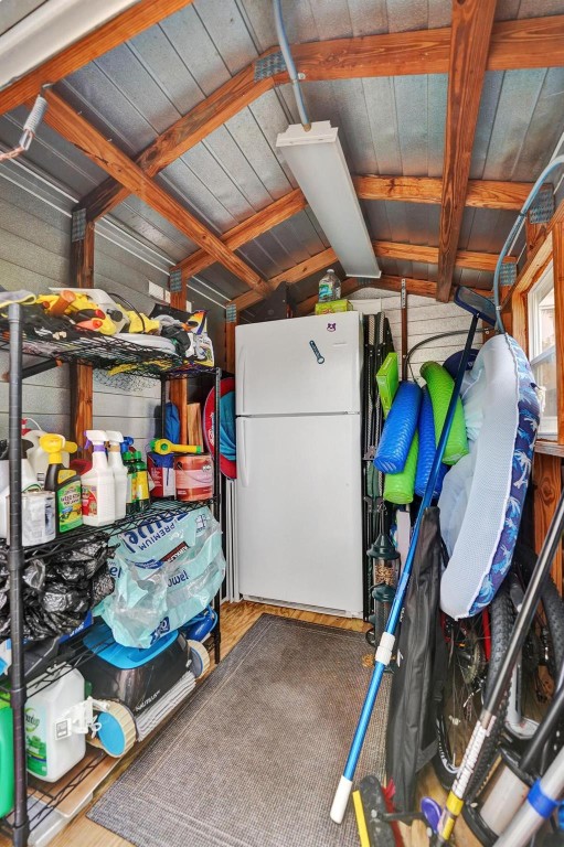 IMPERIAL POINT 2 SEC - Residential Lease