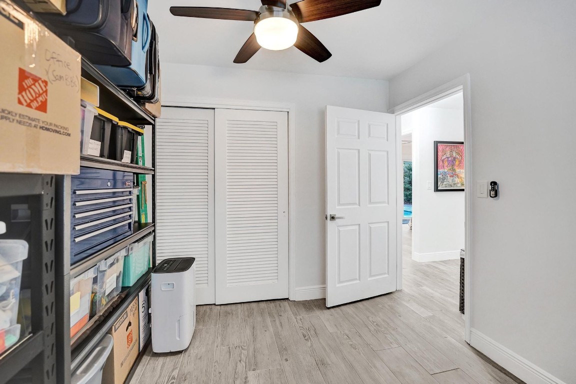 IMPERIAL POINT 2 SEC - Residential Lease