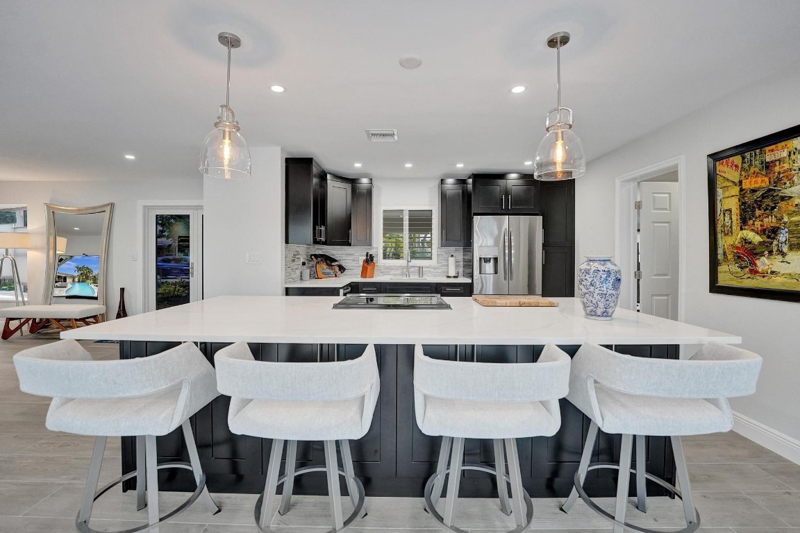 IMPERIAL POINT 2 SEC - Residential Lease