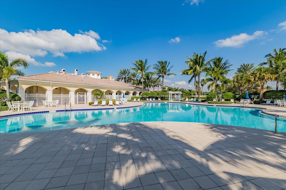 Villagewalk - Residential