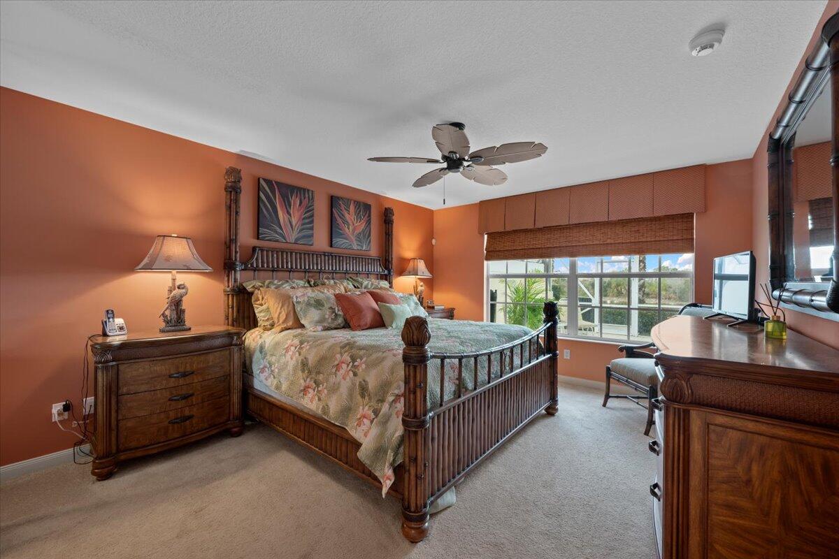 Villagewalk - Residential