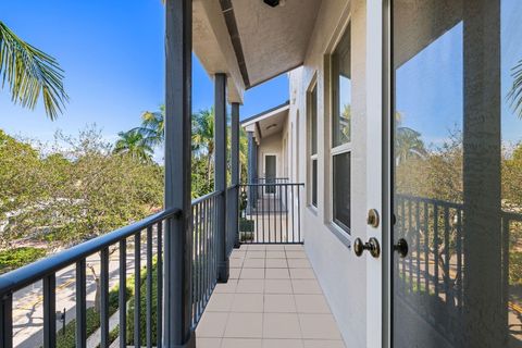 Tiny photo for 456 E Boca Raton Road, Boca Raton, FL 33432 (MLS # F10538486)