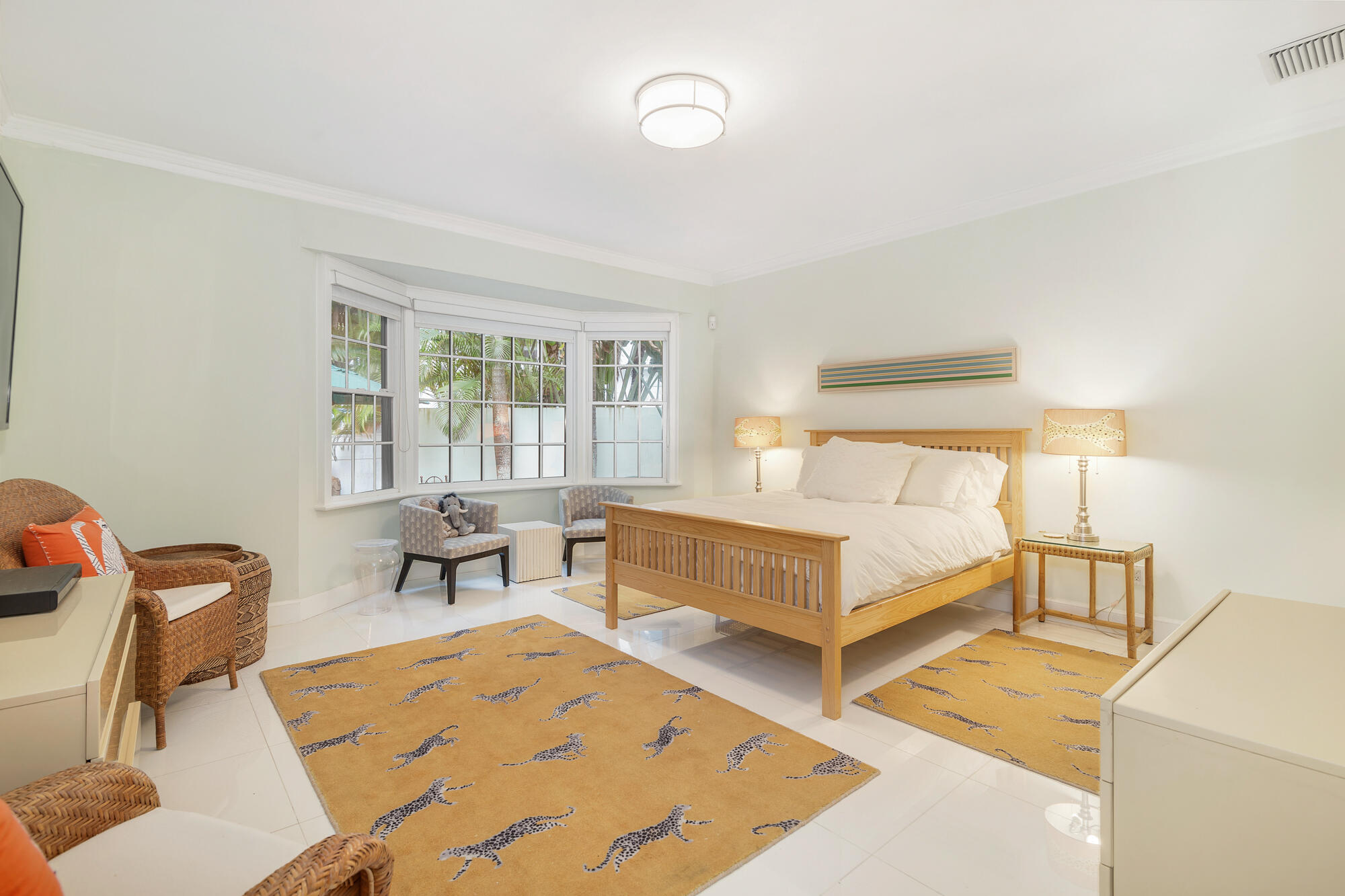 PLAZA PL IN - Residential