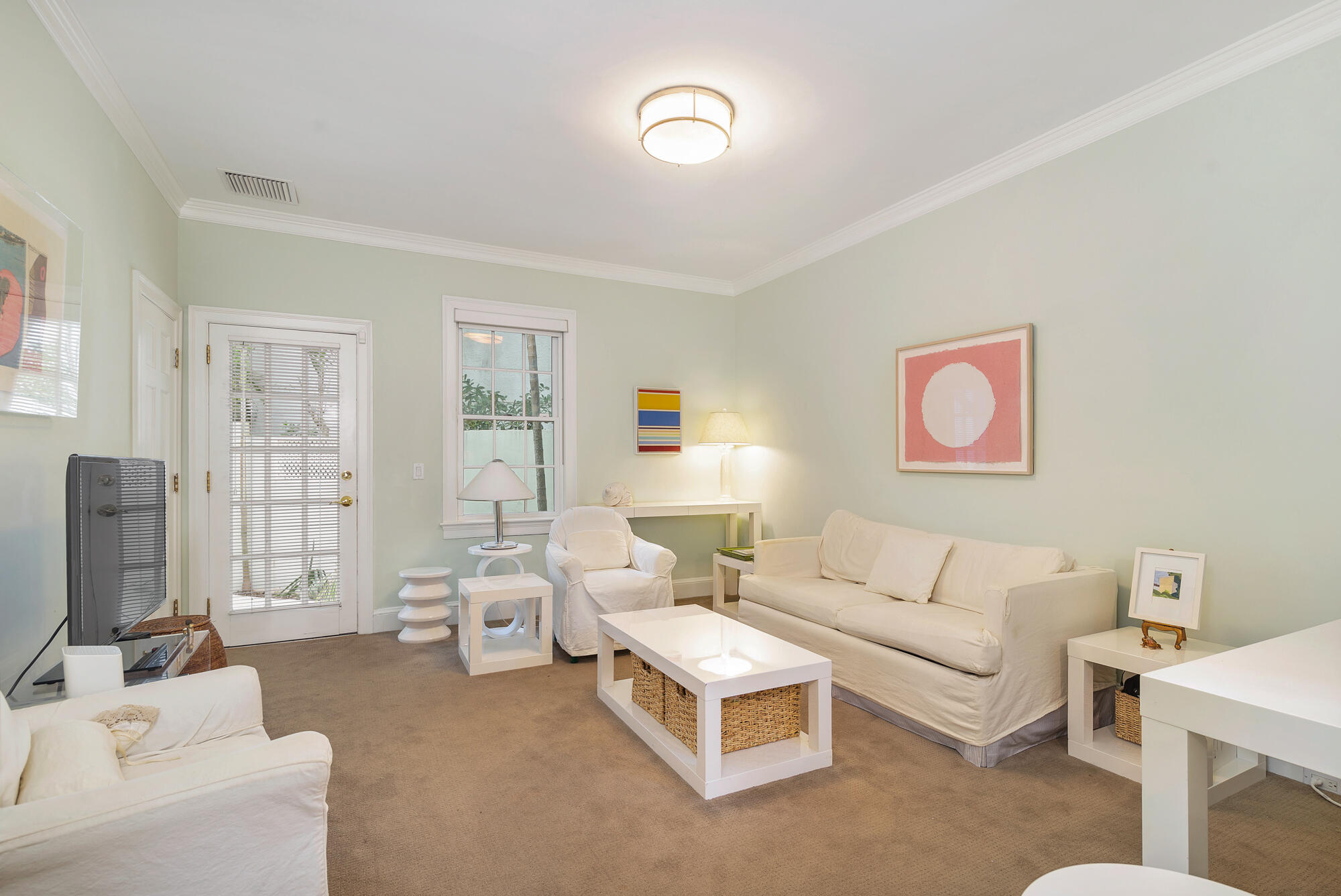 PLAZA PL IN - Residential