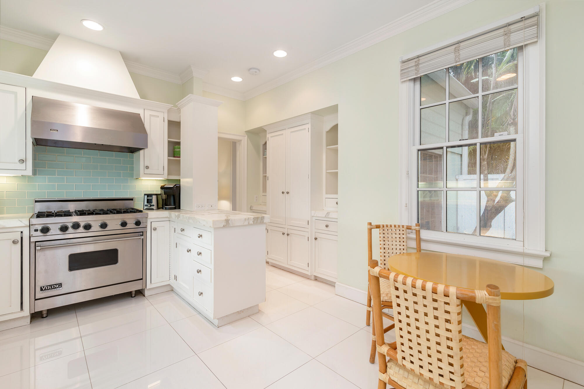 PLAZA PL IN - Residential