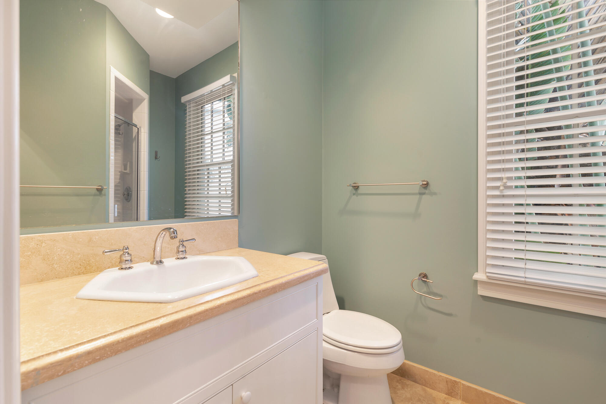 PLAZA PL IN - Residential