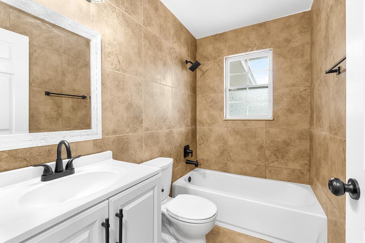 SEBASTIAN HIGHLANDS UNIT 15 - Residential