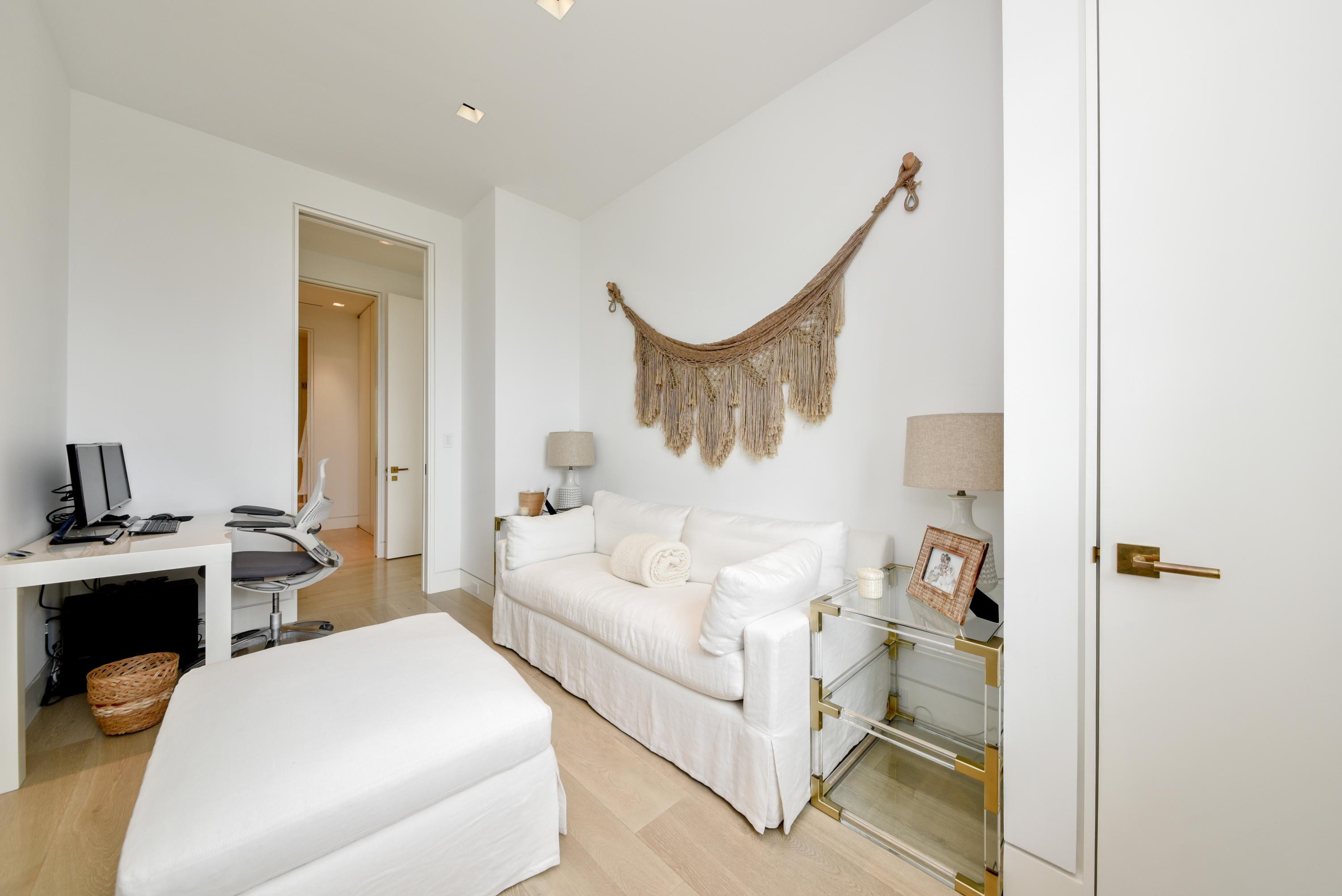 MOCKINGBIRD TRAIL TRACT - Residential