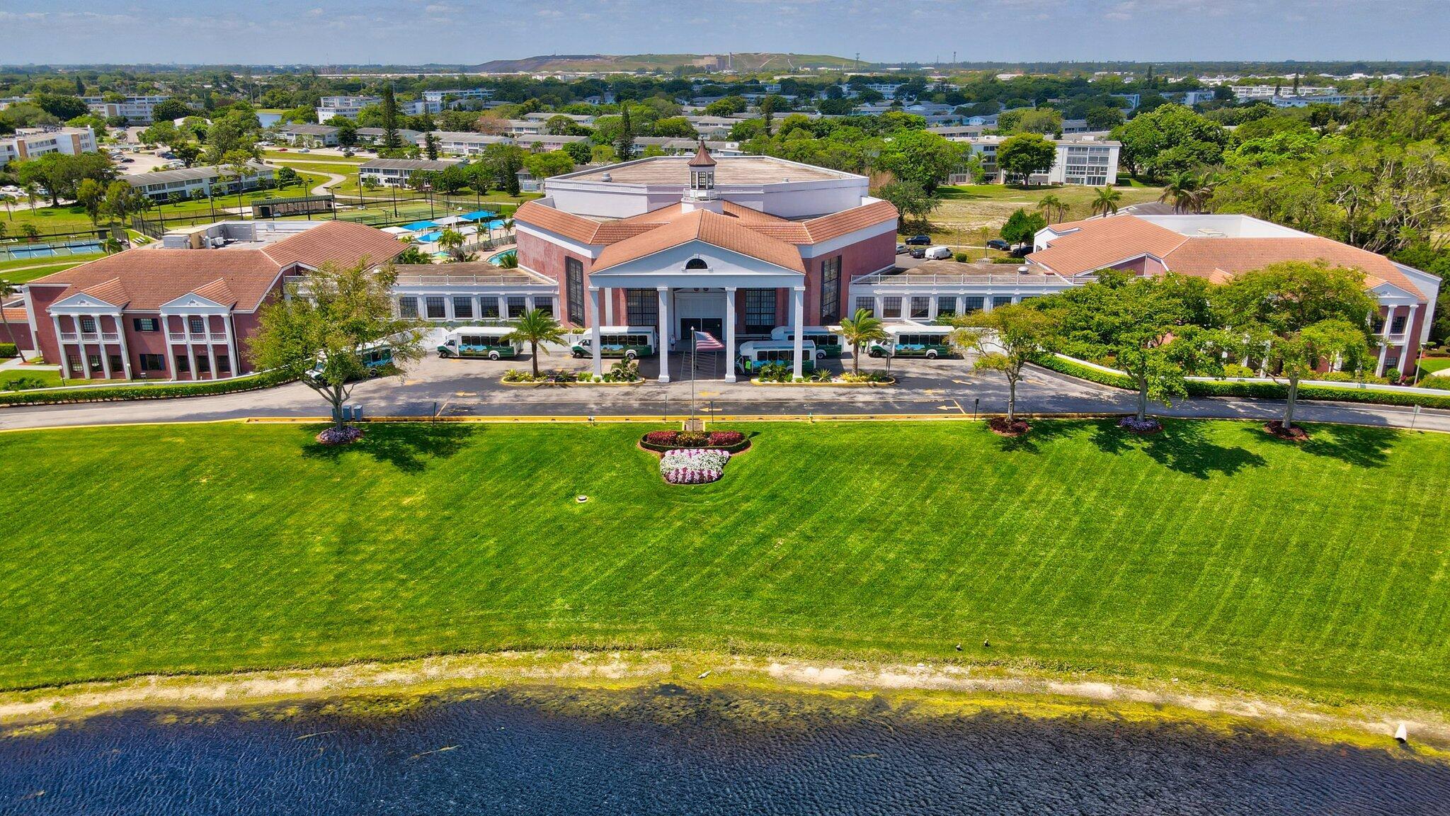 SWANSEA CONDO - Residential