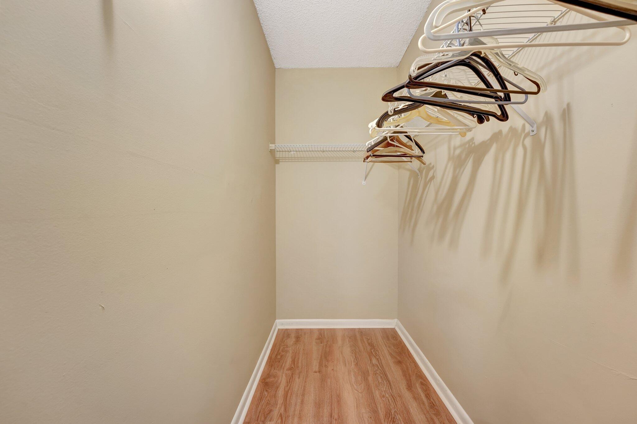 SWANSEA CONDO - Residential