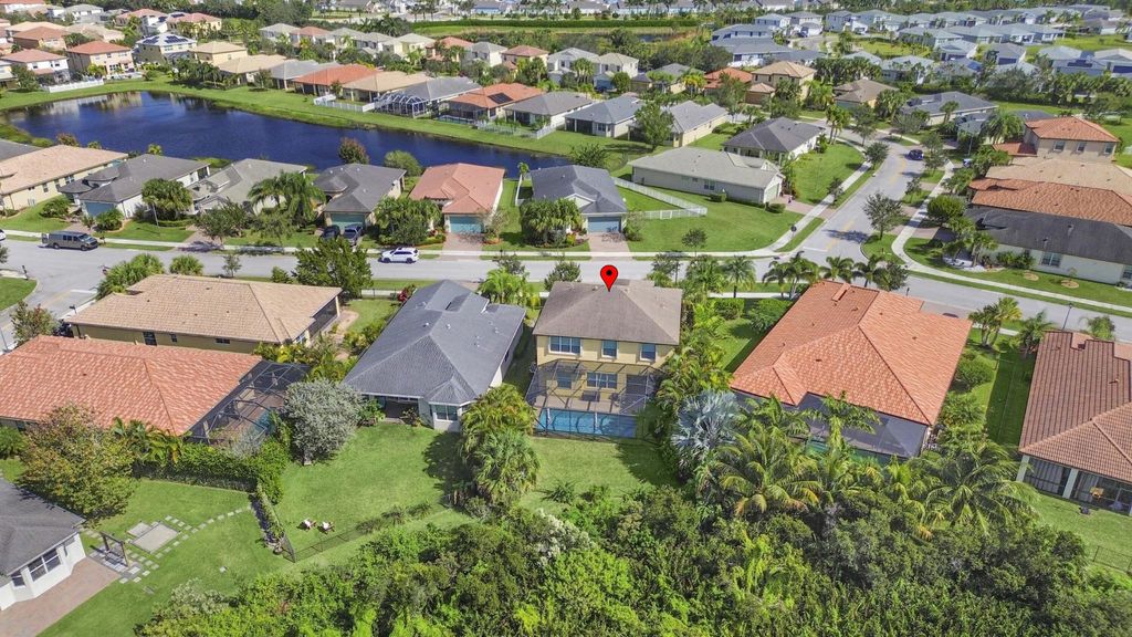 Photo of 11327 SW Wyndham Way, Port Saint Lucie, FL 34987 (MLS # R10968560)