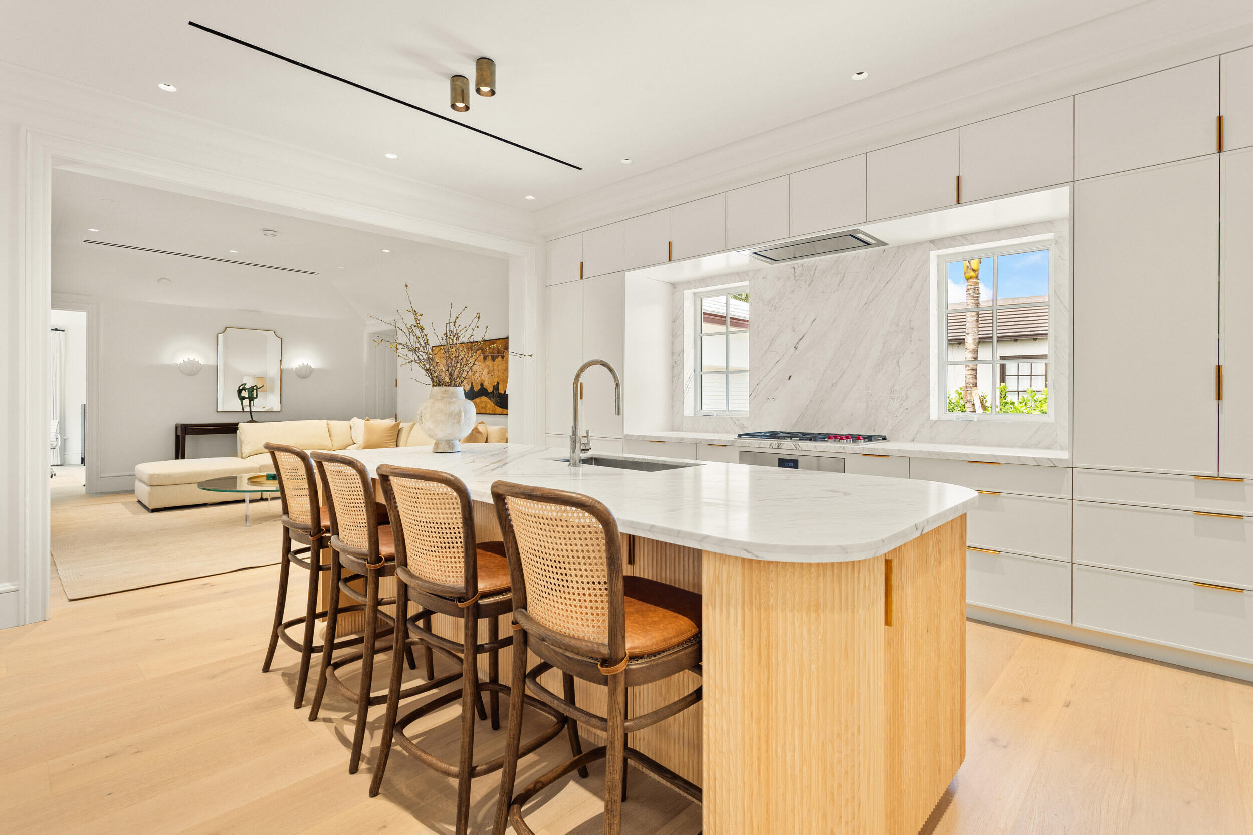 EAST SHORE - Residential Lease