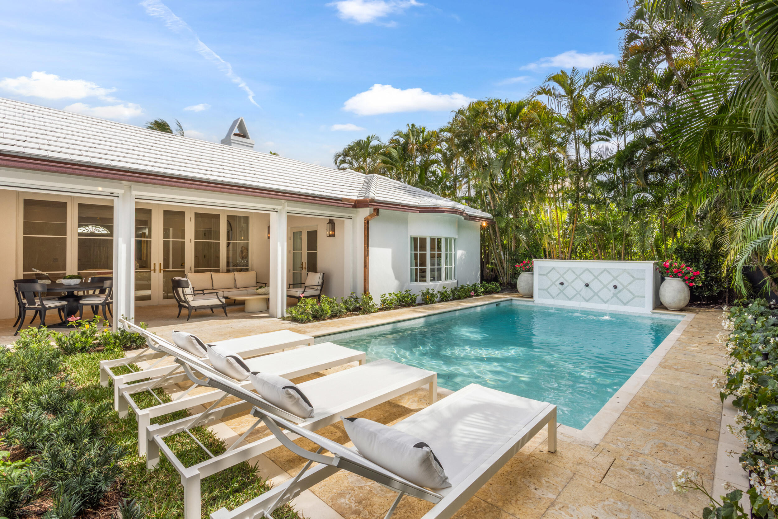 EAST SHORE - Residential Lease