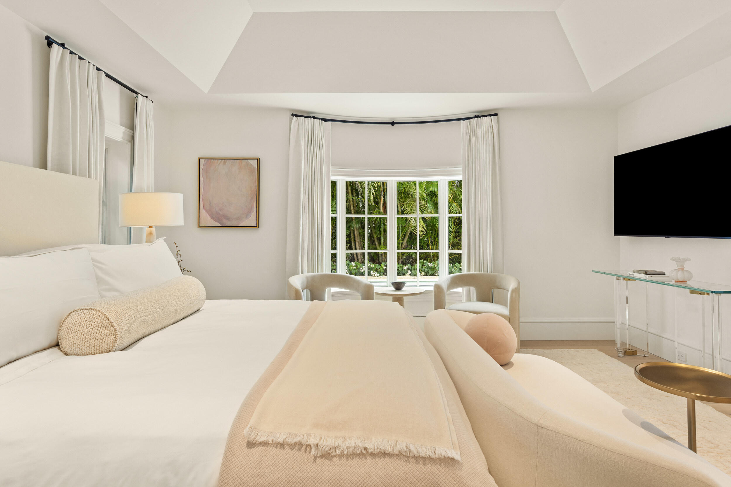 EAST SHORE - Residential Lease