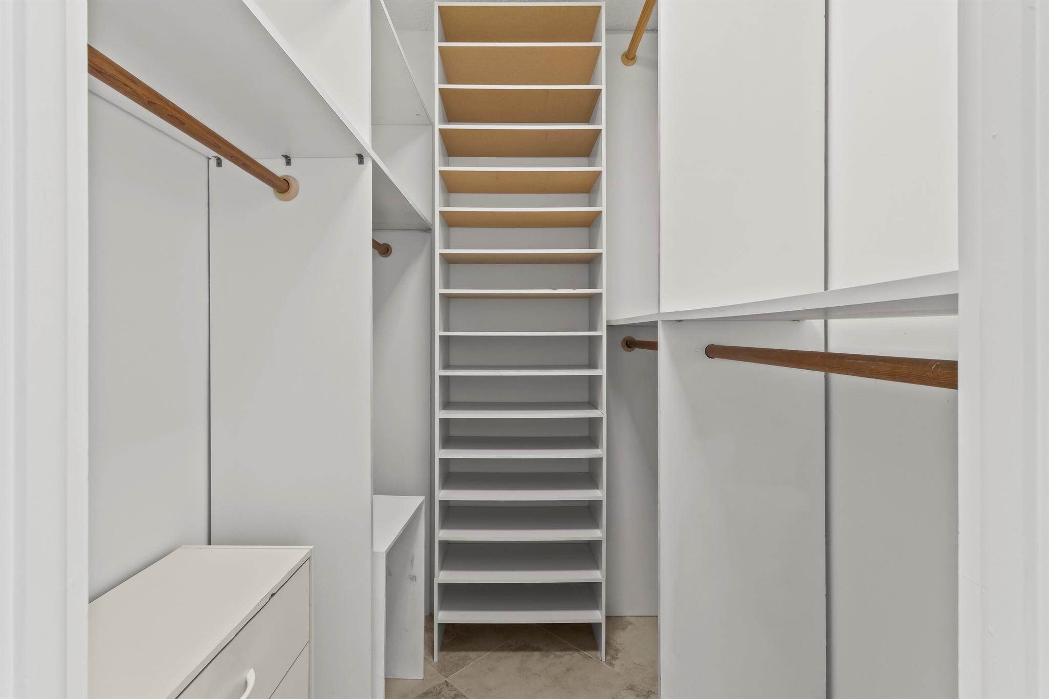 ADMIRALS PORT CONDO WEST - Residential