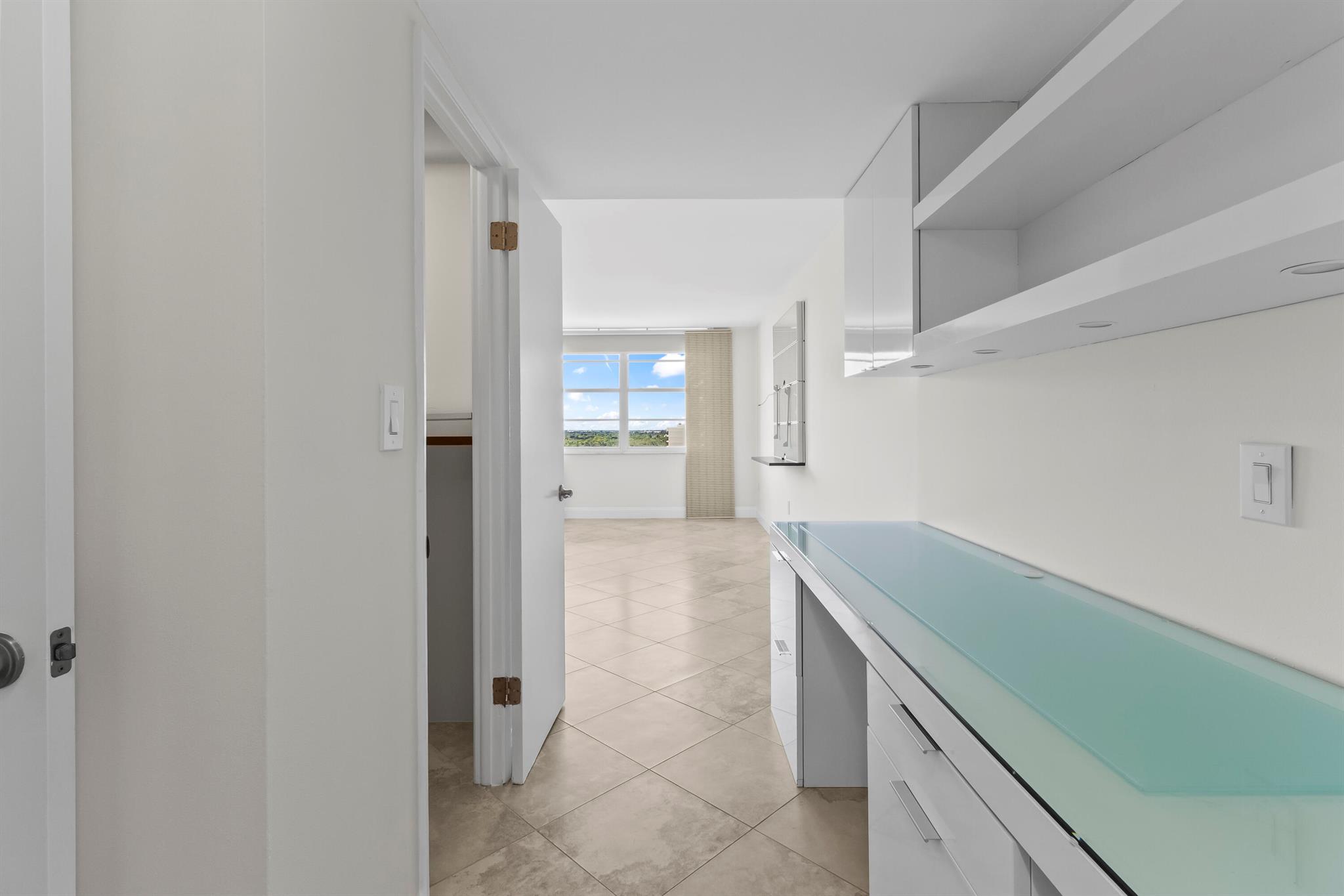 ADMIRALS PORT CONDO WEST - Residential