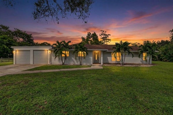 16141 E CALDER DR, LOXAHATCHEE, FL 33470 - Image f50f45ee9b206c2f1dcf044e3090a7d6/2371592733