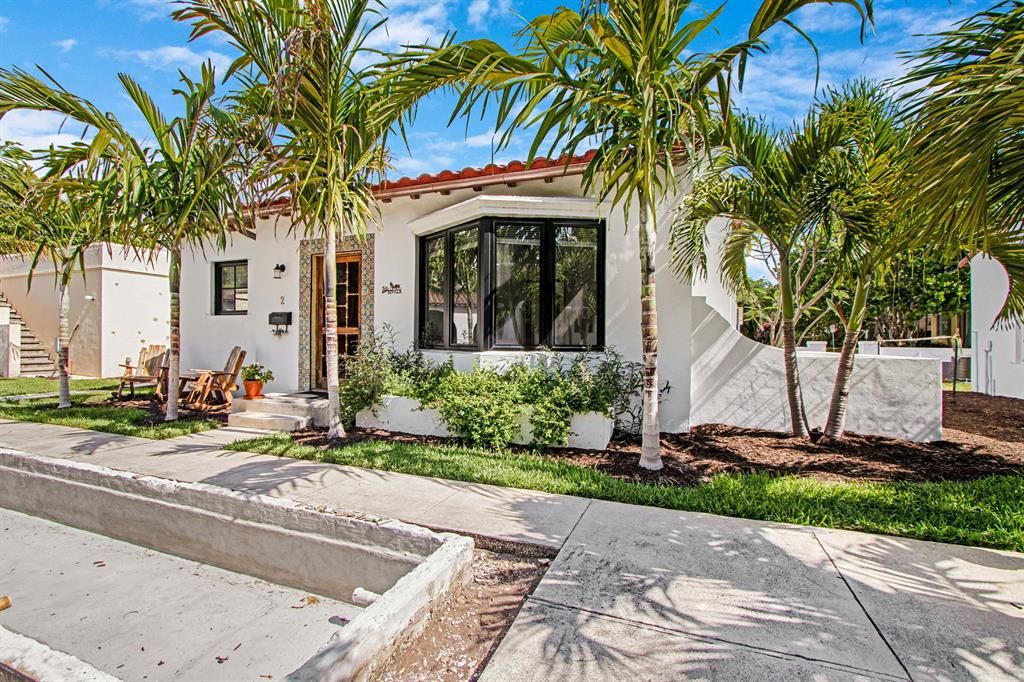 Photo of 110 Marine Way #2 Sevilla, Delray Beach, FL 33483 (MLS # R10733167)