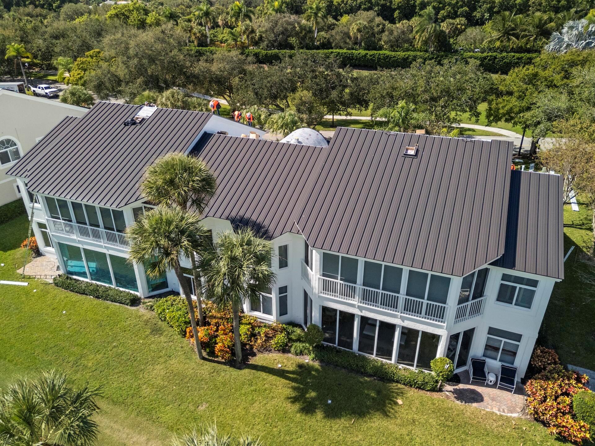 ADMIRALS COVE - Residential