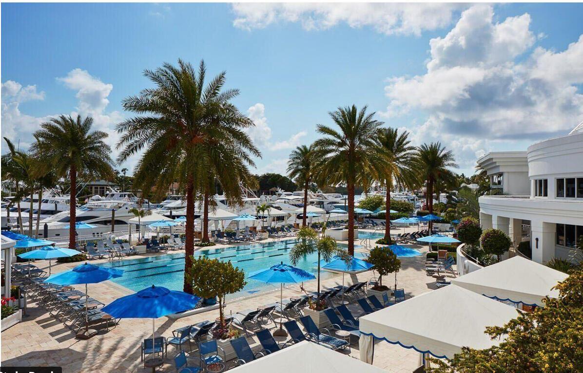 ADMIRALS COVE - Residential