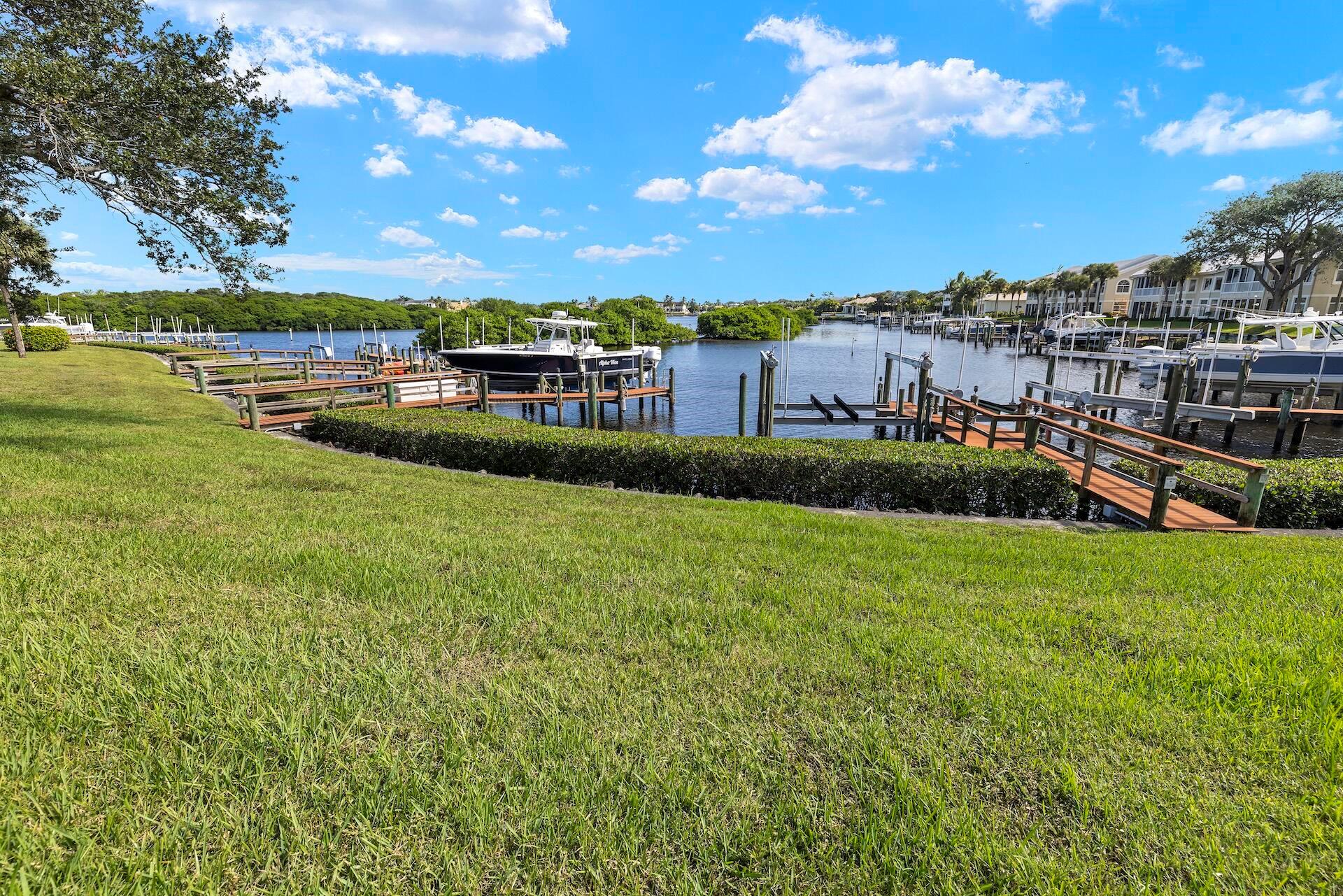 ADMIRALS COVE - Residential