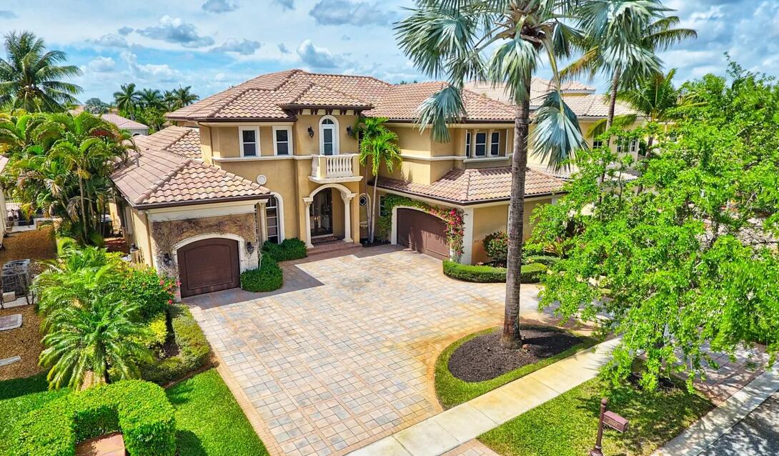 OAKS AT BOCA RATON - Residential
